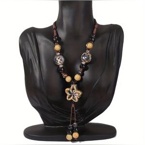 Boho-Chic Adjustable Ceramic Bead Necklace with Floral Design